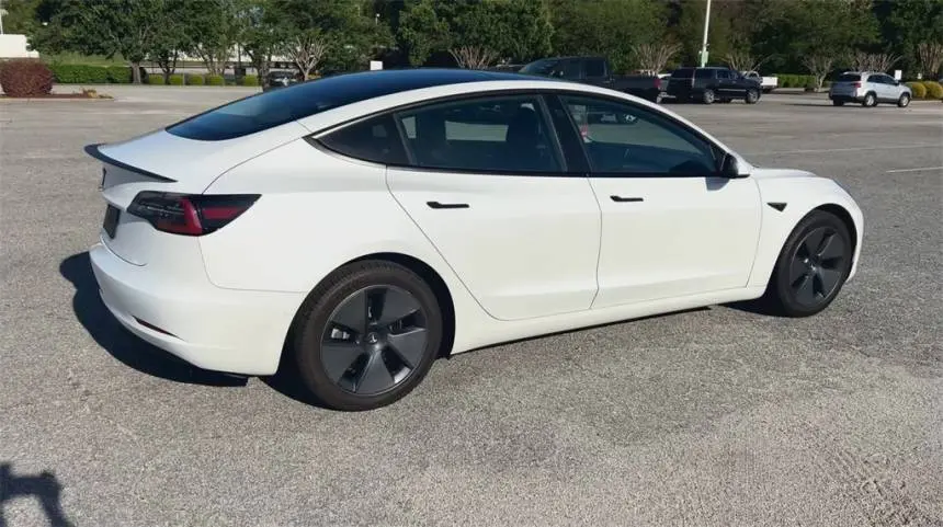 2022 Tesla Model 3 5YJ3E1EA8NF116772