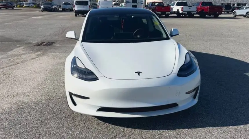 2022 Tesla Model 3 5YJ3E1EA8NF116772