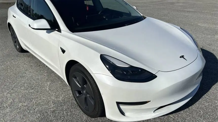 2022 Tesla Model 3 5YJ3E1EA8NF116772