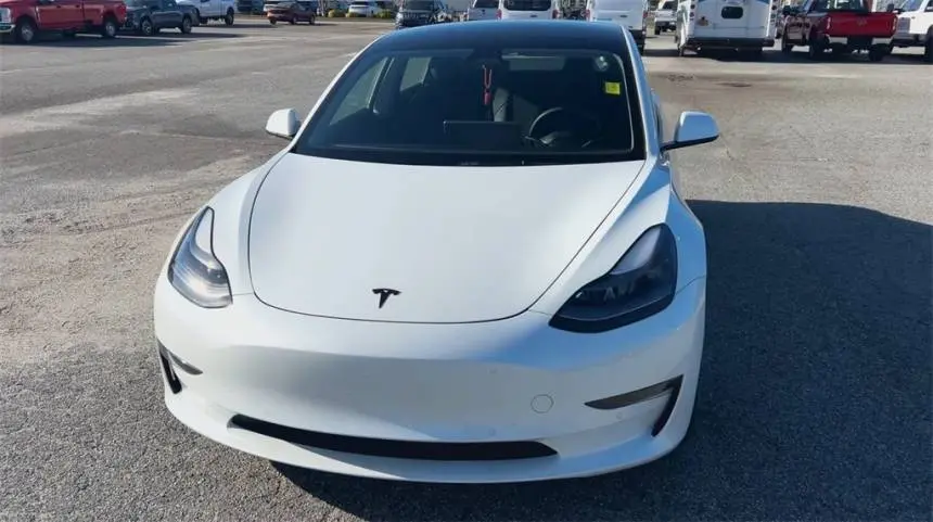 2022 Tesla Model 3 5YJ3E1EA8NF116772