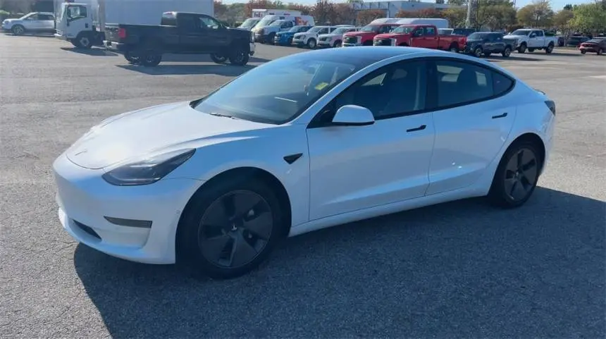 2022 Tesla Model 3 5YJ3E1EA8NF116772