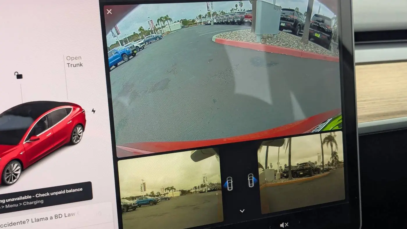 2018 Tesla Model 3 5YJ3E1EA9JF032504