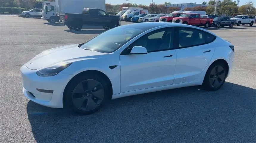 2022 Tesla Model 3 5YJ3E1EA8NF116772