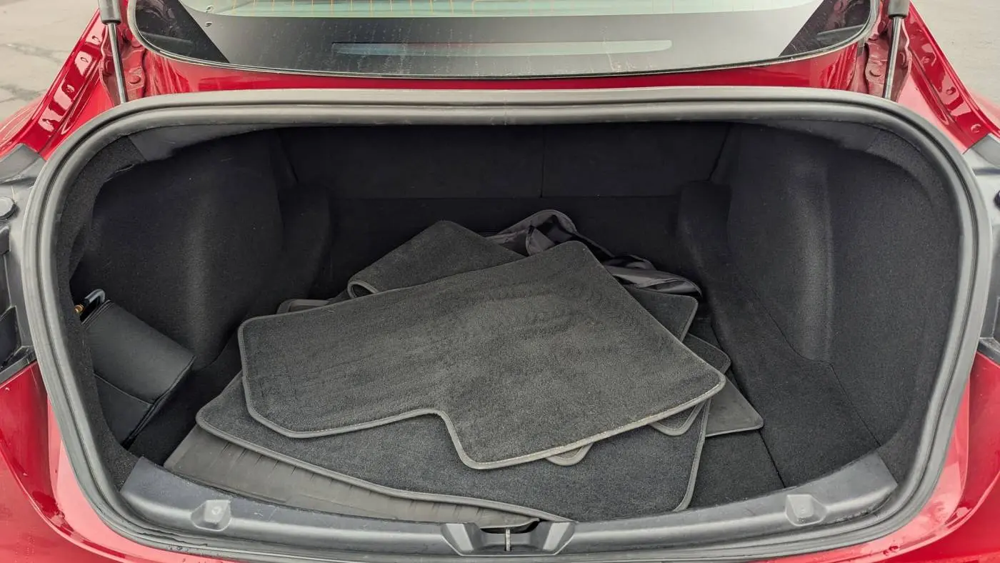 2018 Tesla Model 3 5YJ3E1EA9JF032504