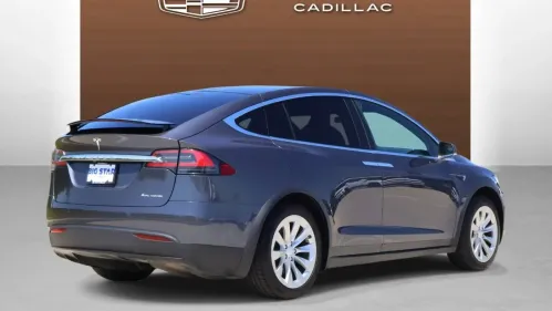 2020 Tesla Model X 5YJXCAE21LF235499