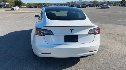 2022 Tesla Model 3 5YJ3E1EA8NF116772