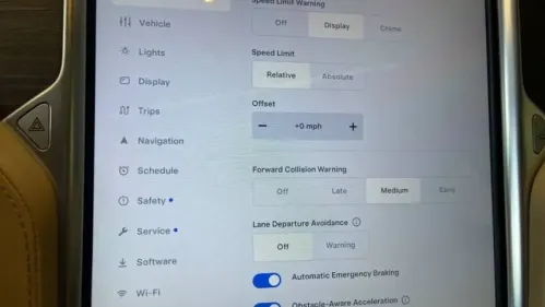 2016 Tesla Model S - Images - 14