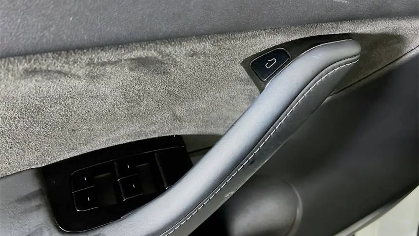 2021 Tesla Model Y 5YJYGDEE8MF117892