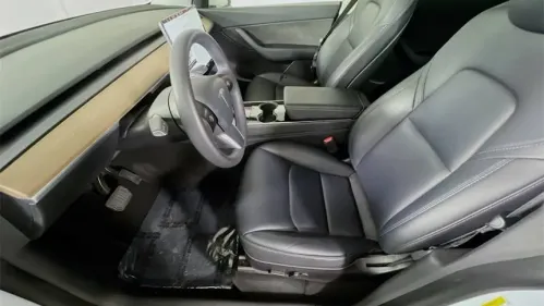 2021 Tesla Model Y 5YJYGDEE8MF117892