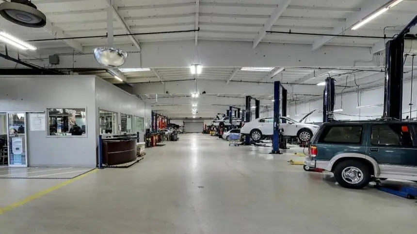 2021 Tesla Model Y 5YJYGDEE4MF084874