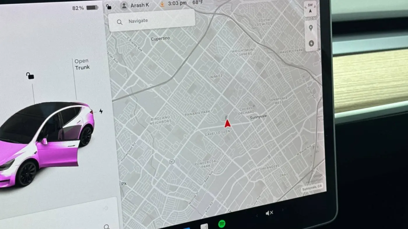 2021 Tesla Model Y 5YJYGDEE4MF084874