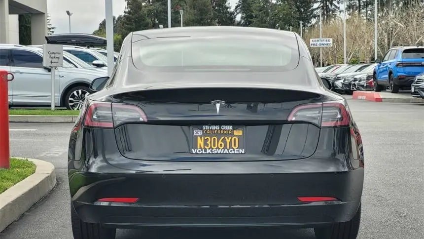 2018 Tesla Model 3 5YJ3E1EA1JF089506