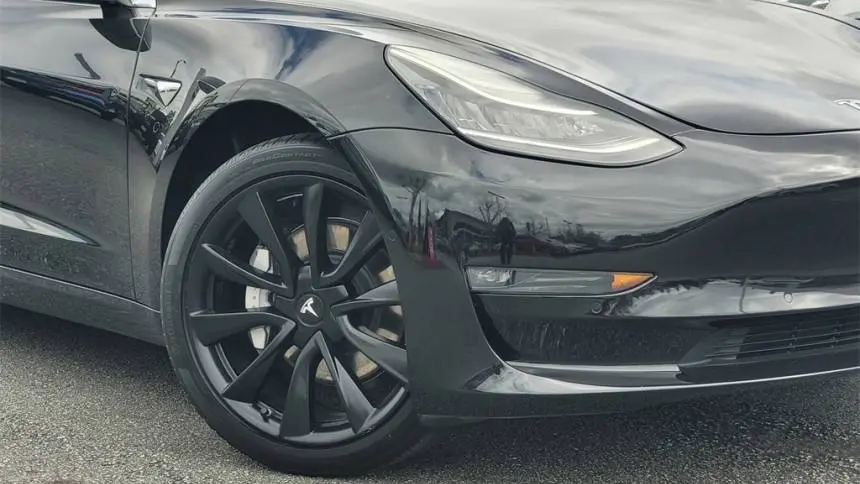 2018 Tesla Model 3 5YJ3E1EA1JF089506