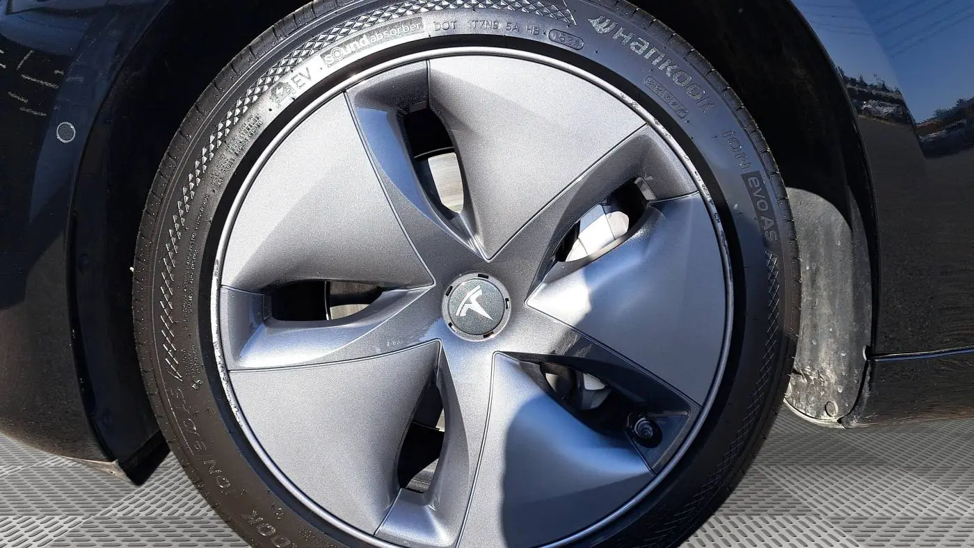 2020 Tesla Model 3 5YJ3E1EA6LF803357