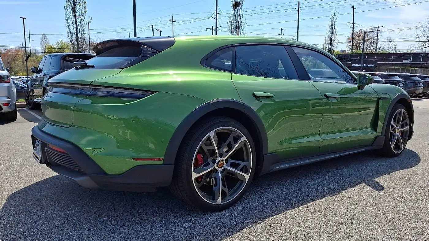 2023 Porsche Taycan WP0BB2Y1XPSA65225