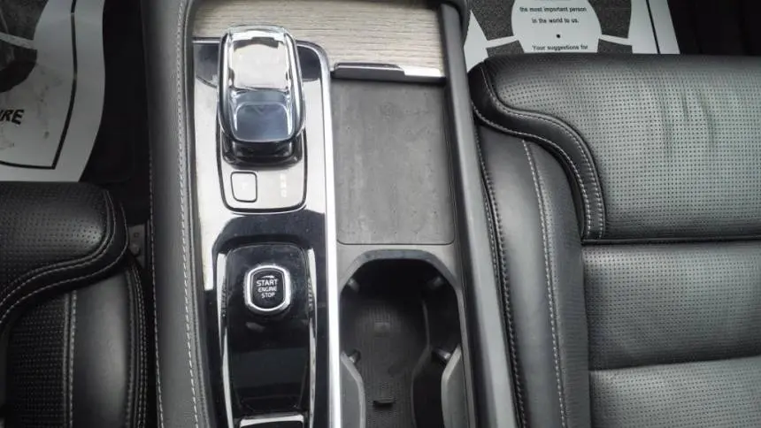 2022 Volvo XC90 YV4H60CL9N1844236