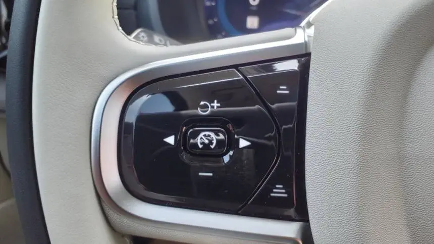 2025 Volvo XC90 YV4H60PG9S1378753