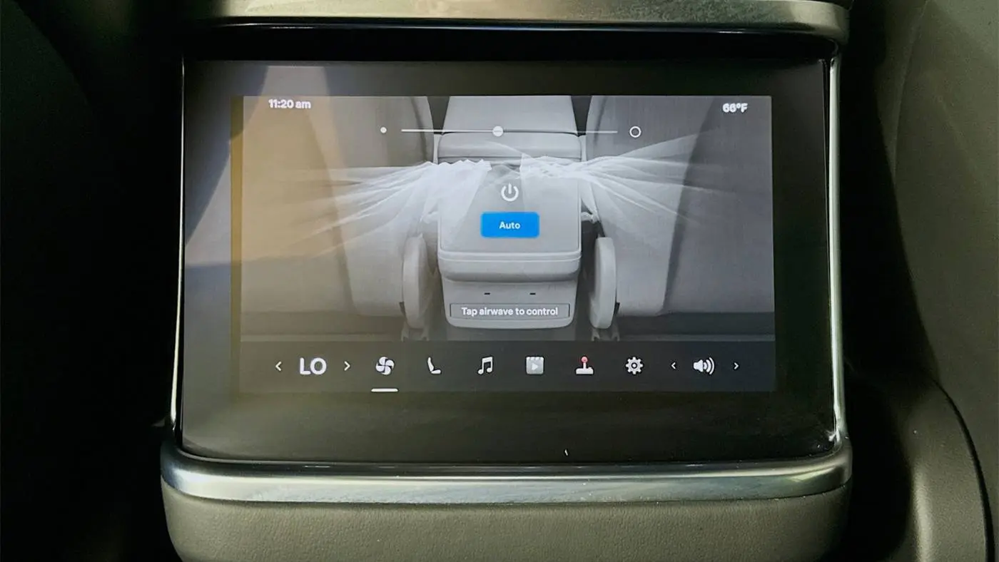2023 Tesla Model X 7SAXCDE56PF366142