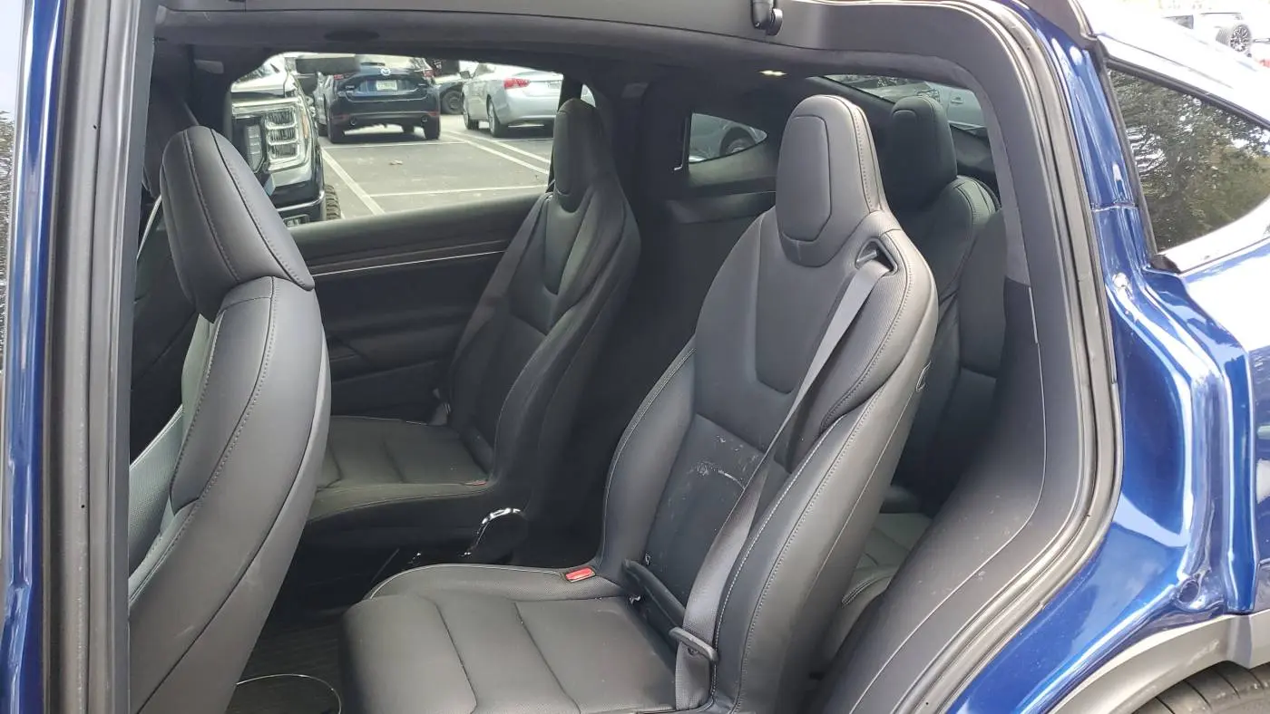 2023 Tesla Model X 7SAXCBE67PF431108