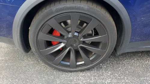 2023 Tesla Model X 7SAXCBE67PF431108