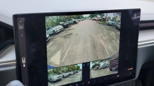 2023 Tesla Model X 7SAXCBE67PF431108