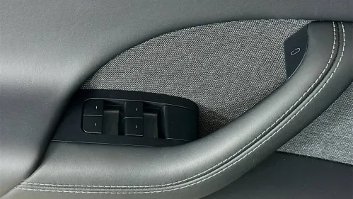 2023 Tesla Model X 7SAXCDE56PF366142