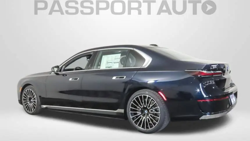 2025 BMW i7 WBY43EJ01SCU88671
