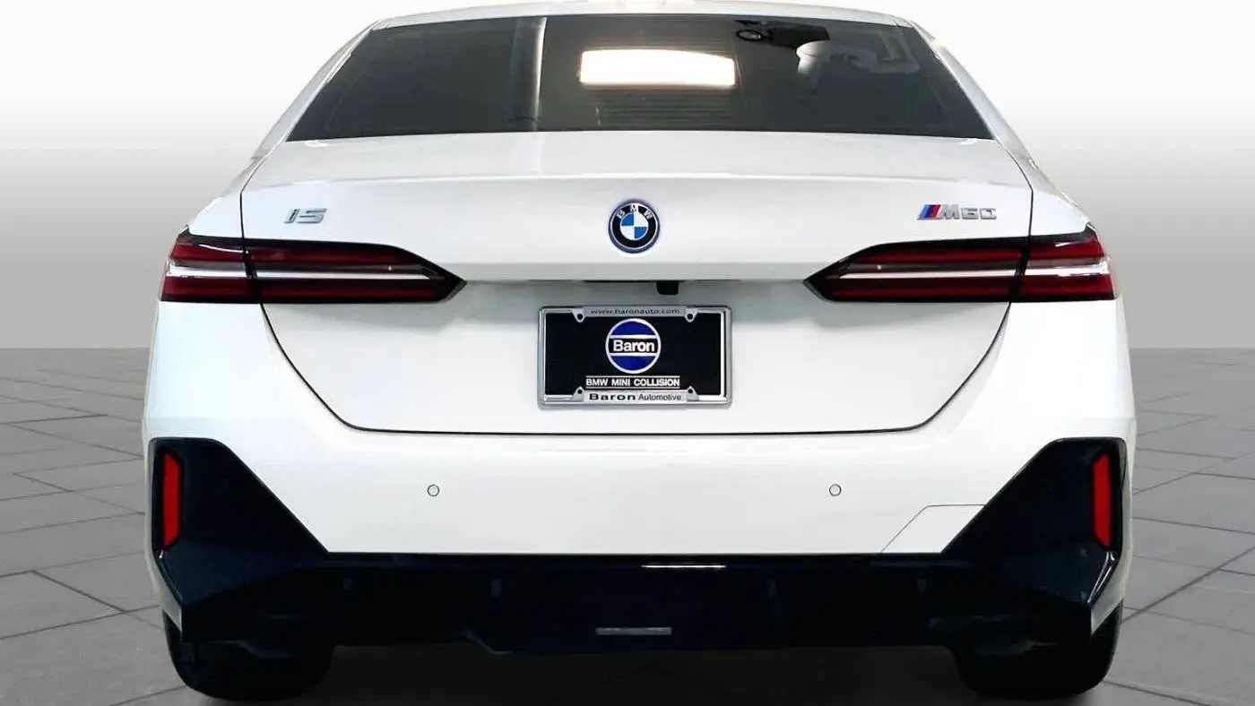 2024 BMW i5 WBY43FK02RCR33028