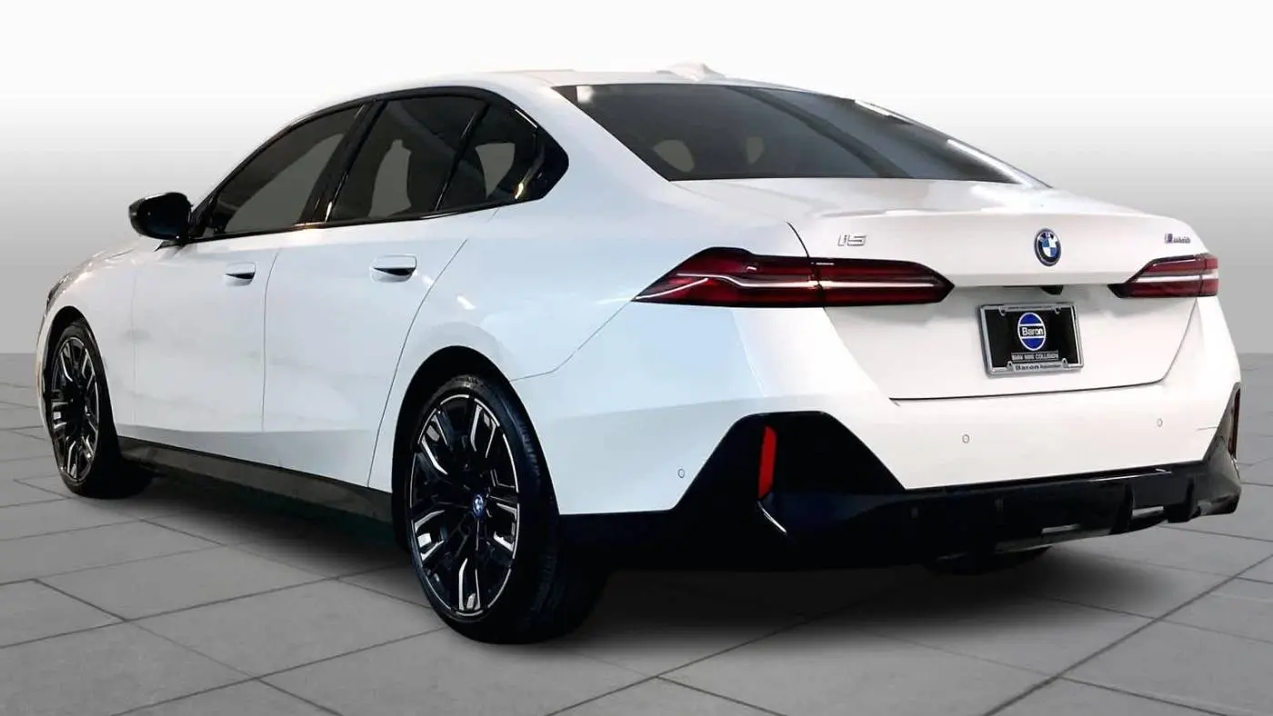 2024 BMW i5 WBY43FK02RCR33028