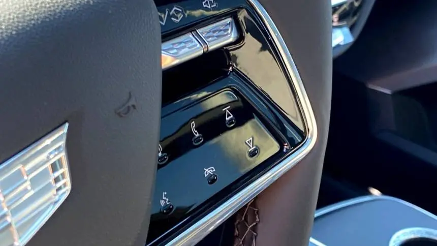2024 Cadillac Lyriq 1GYKPRRK1RZ116310