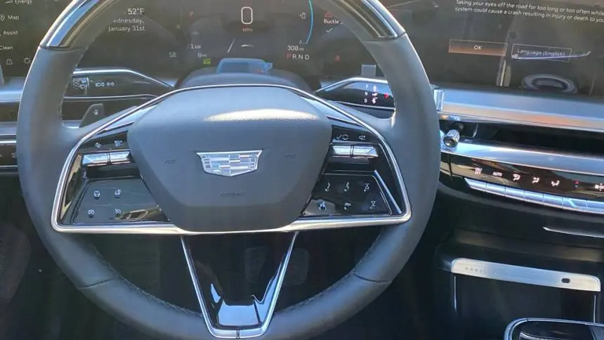 2024 Cadillac Lyriq 1GYKPRRK1RZ116310