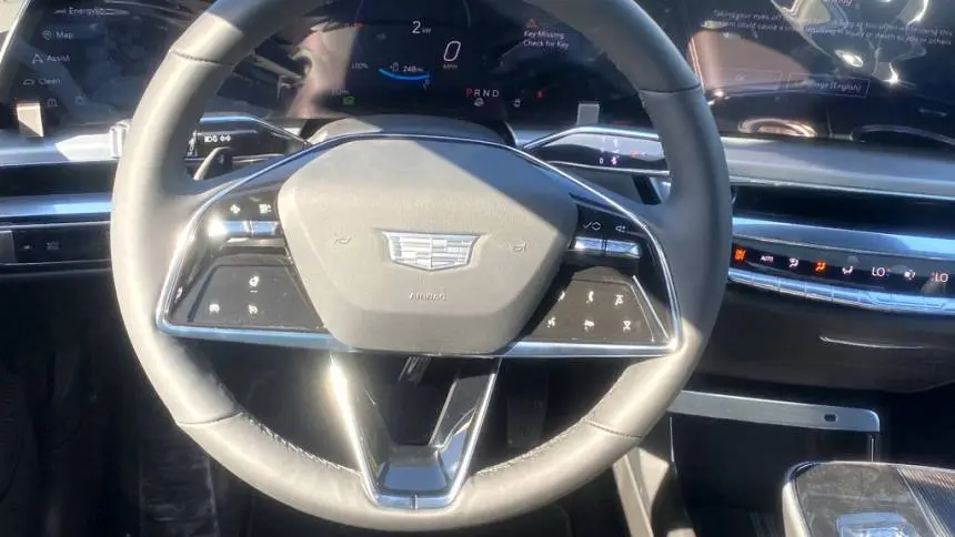 2024 Cadillac Lyriq 1GYKPTRK4RZ132482