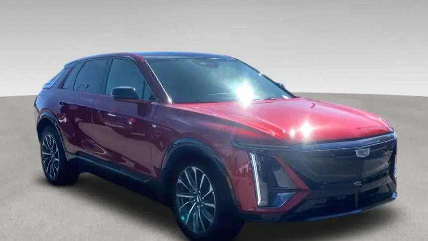 2024 Cadillac Lyriq 1GYKPTRK4RZ132482