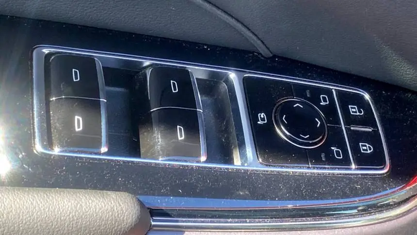 2024 Cadillac Lyriq 1GYKPTRK4RZ132482