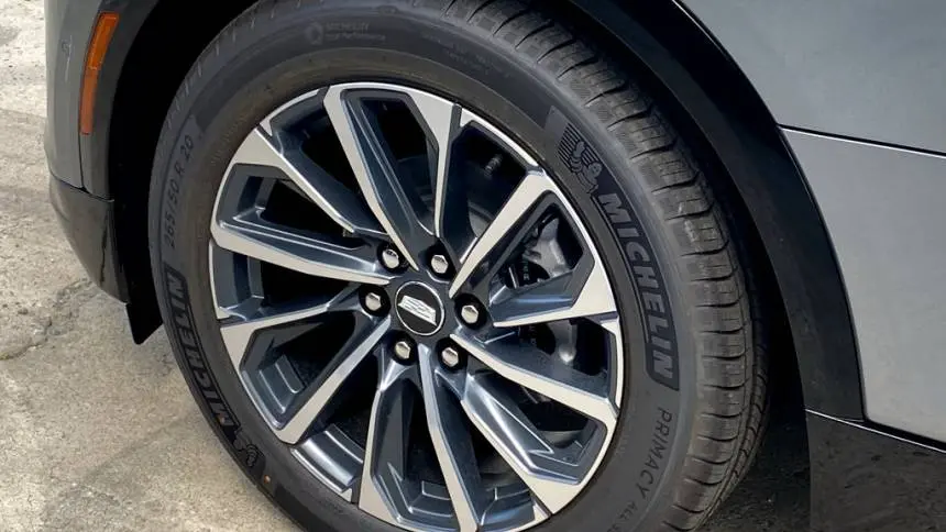 2024 Cadillac Lyriq 1GYKPVRK5RZ138724