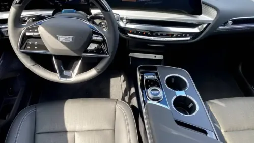 2024 Cadillac Lyriq 1GYKPVRK5RZ138724