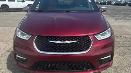 2022 Chrysler Pacifica 2C4RC1N72NR120339