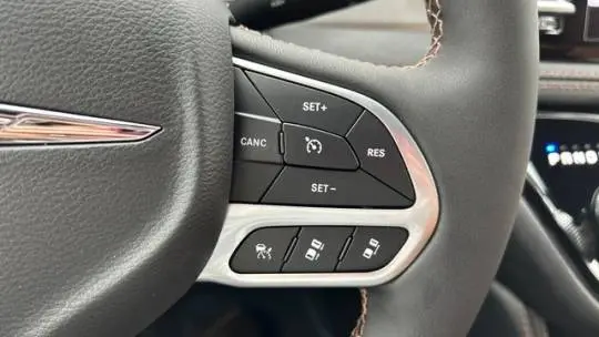 2025 Chrysler Pacifica 2C4RC1N75SR564018