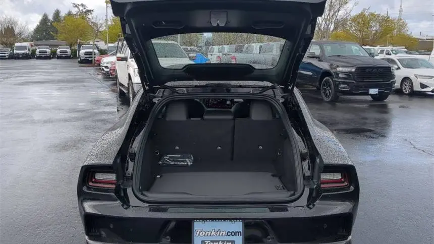 2025 Dodge Charger Daytona 2C3CDBCKXSR537448