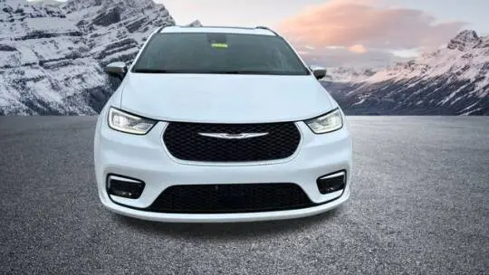 2025 Chrysler Pacifica 2C4RC1N75SR564018