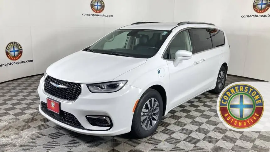 2021 Chrysler Pacifica 2C4RC1L7XMR605703