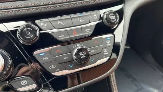 2025 Chrysler Pacifica 2C4RC1N75SR564018
