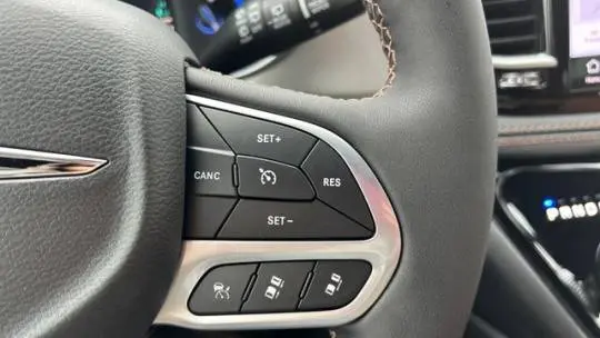 2025 Chrysler Pacifica 2C4RC1N75SR564018