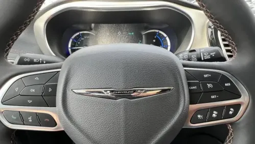 2025 Chrysler Pacifica 2C4RC1N75SR550104