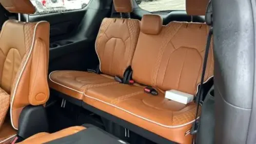 2025 Chrysler Pacifica 2C4RC1N75SR564018