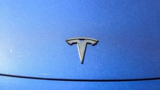 2023 Tesla Model 3 5YJ3E1EC1PF609195