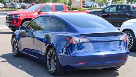 2023 Tesla Model 3 5YJ3E1EC1PF609195