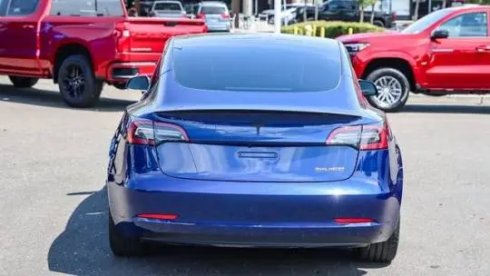 2023 Tesla Model 3 5YJ3E1EC1PF609195