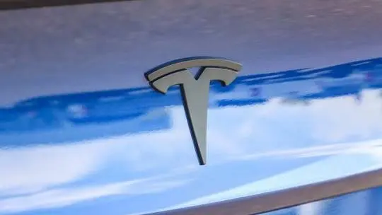 2023 Tesla Model 3 5YJ3E1EC1PF609195