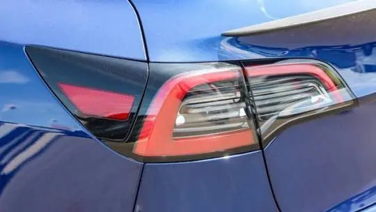2023 Tesla Model 3 5YJ3E1EC1PF609195